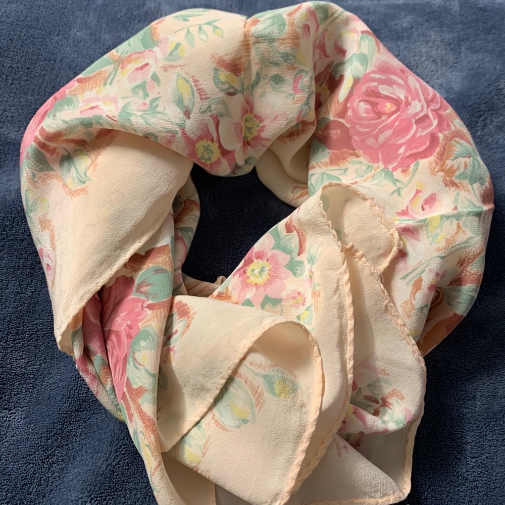 Scarf - Picture 5 of 5
